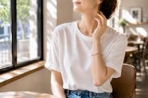 老け見えの原因は“首”かも…。40代・50代が見直したいネックケア習慣