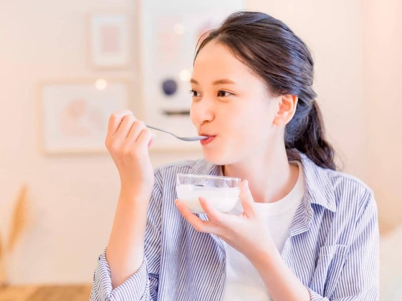 なぜか“太らない人ほど”やっている！間食OKでも体型キープが叶う「食べ方習慣」