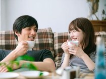 「ねぇ、教えて？」男性が思わず心を開く“質問センス”の身につけ方