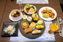 【東京】アフタヌーンティより絶対お得！桃やマンゴー、個性的なかき氷が食べ放題「夏のスイーツブッフェ」
