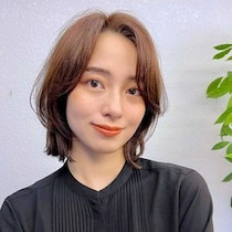 輪郭補正も小顔見せも叶う！大人の魅力を引き出す【最旬ショートボブ】の作り方