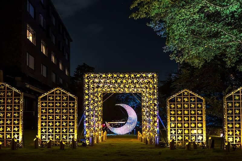 夜風が心地よい高輪の日本庭園でライトアップを満喫。高輪エリアのプリンスホテルで楽しむ日本の夏