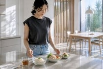 「夏だから冷たいものだけ」は間違い？ダイエット中に見直したい“昼ごはん”の選び方