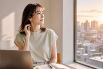 最近、夕方になると目が疲れやすい…。40代以降が知っておきたい体の変化