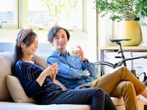 「その話もっと聞かせて」は男性の“本命サイン”。確信していい３つの理由