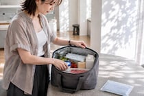 保冷剤は食品の下に置く？上に置く？夏に知っておきたい正しい入れ方