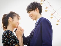 周囲にもバレバレ？男性が無意識にする「本命限定の愛情表現」