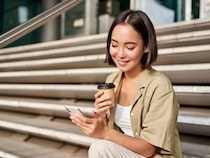 LINEでのやり取りに出る本音。男性が「本気か？」を見極める方法