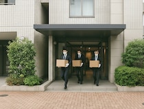 「トイレも我慢」「服も破れる」――検事の花形業務"家宅捜索"の過酷すぎる現実とは