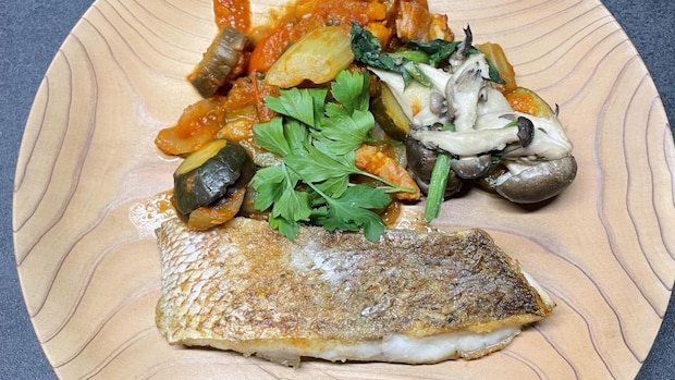 深夜に食べる妻が作った夕食…バーマスターの新年の食事｜林伸次