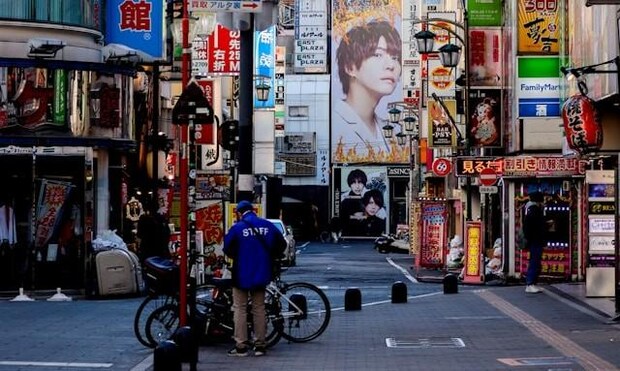 「24時間眠らない街」新宿・歌舞伎町の昼の顔と夜の顔|手塚マキ