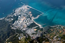 「レアアース物語」「辺野古新基地物語」…乱立する物語は希望の証か、現実逃避か