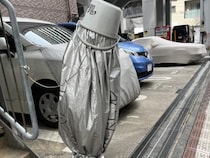 強盗を虚偽通報する理学療法士、パンツ一丁の老人、アスファルトでクロールするおじさん——「大人」の放棄の仕方とは