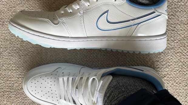 『NIKE』のジョーダン1|中西哲生