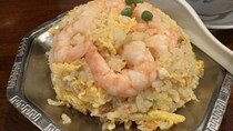「どこの炒飯が一番美味いか？」（6月7日）―「あっ、燃え殻さん。左利きですか？」