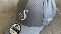 『Saturdays NYC』と『ニューエラ』のコラボキャップ