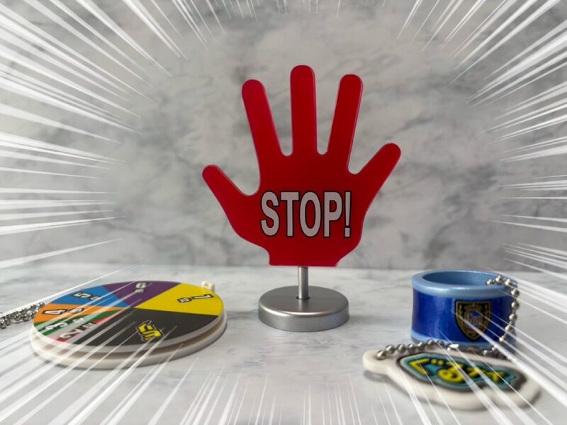 「ストップ!」の一声で日常が番組のワンシーンに!?「ゴチになります」カプセルトイで遊んでみた