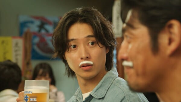 サントリー生ビール新CM公開　山崎賢人ら“生ひげ”姿で掛け合い