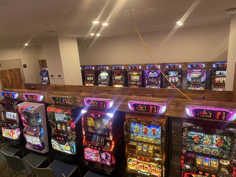 ここが温泉旅館に！？宿泊客なら誰でも無料のパチスロルームに「すごい景色」