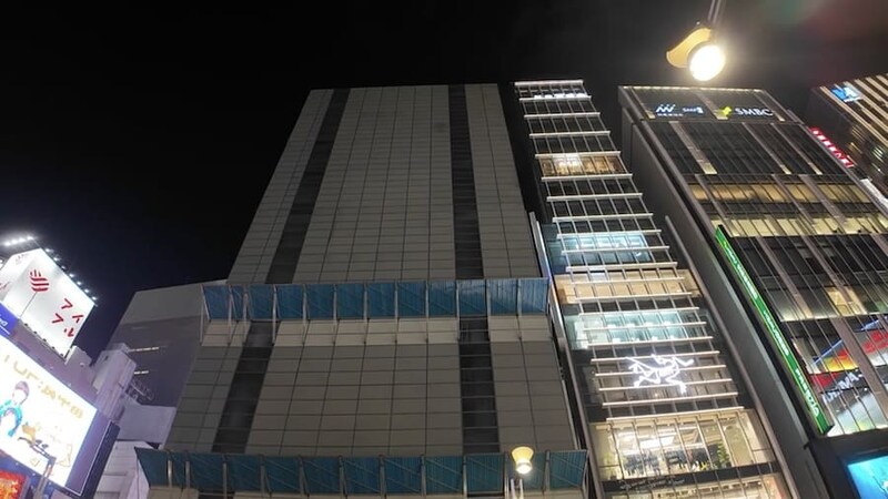 解体工事中の新宿アルタ