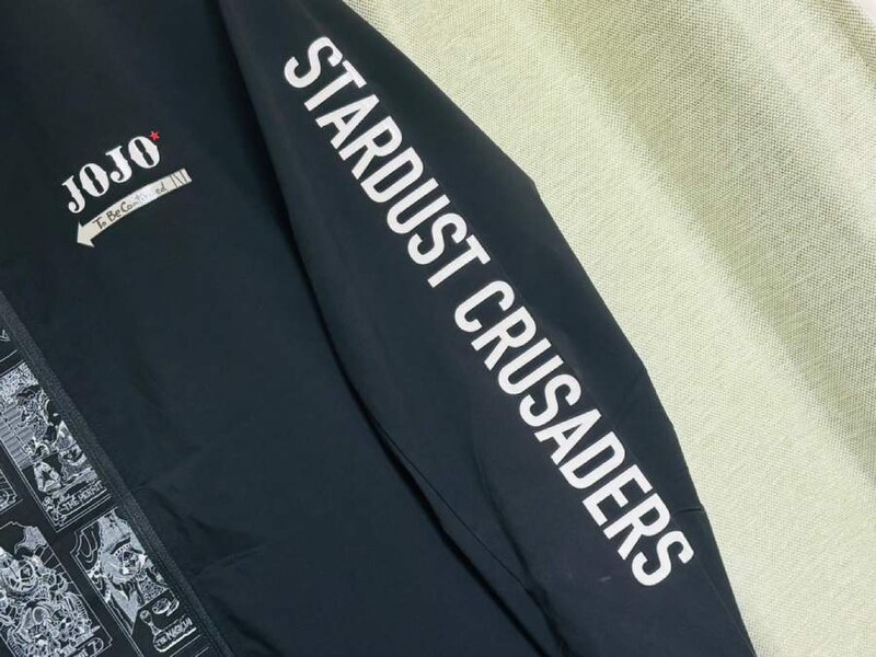 左袖には「STARDUST CRUSADERS」
