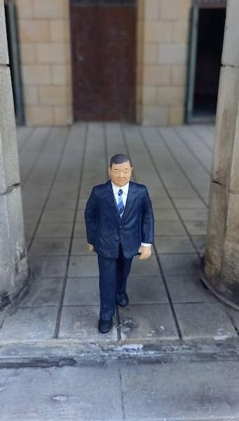 石破茂氏の人形