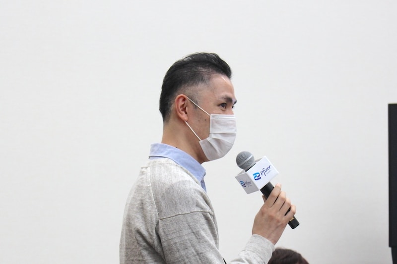 各チームのブラインドコミュニケーターがまとめを発表