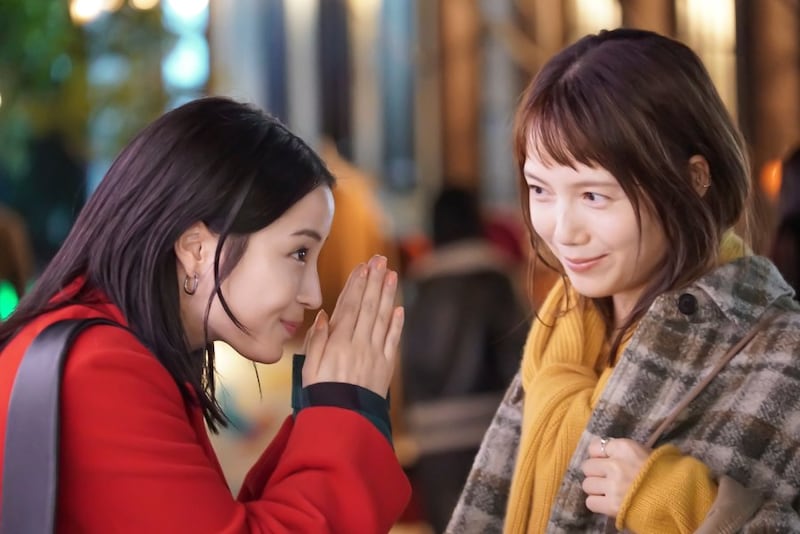 姉が妹のおねだりをやさしく受け止める様子を丁寧に表現