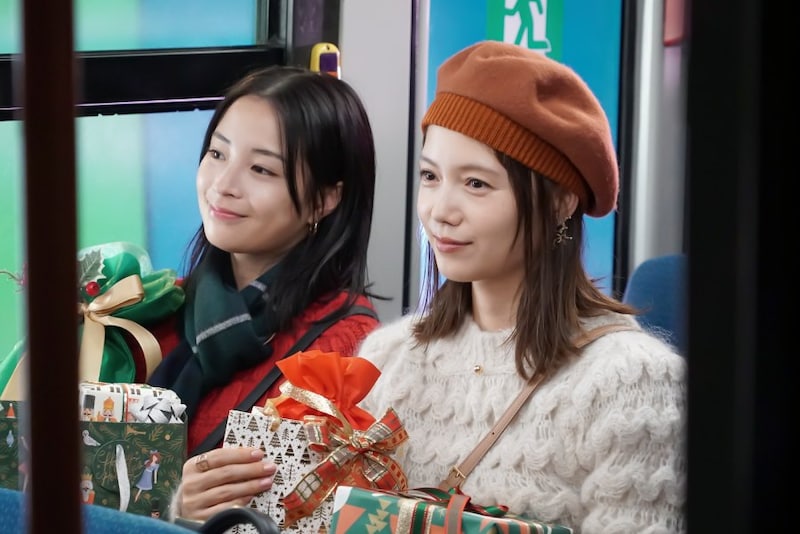 息ぴったりの“実姉妹級”コンビネーションを披露