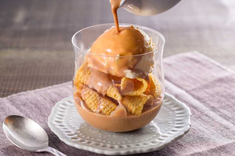 「とんがりコーンフレーク～ティーアフォガード仕立て～」