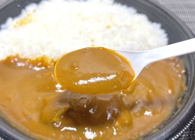 カレーはもったり一歩手前くらいの濃度