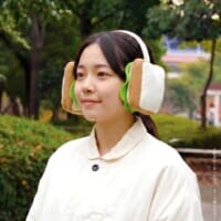 「サンドイッチの具」になれるイヤーマフが爆誕　「企画デザイン2時」の新グッズに8万いいね