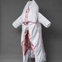 布団に入ったまま1日過ごしたい！夢のアイテム「お布団ダウンジャケット」が欲しすぎる