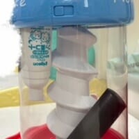 まさに育児あるある　探し物が見つかったのはまさかの「おもちゃの中」