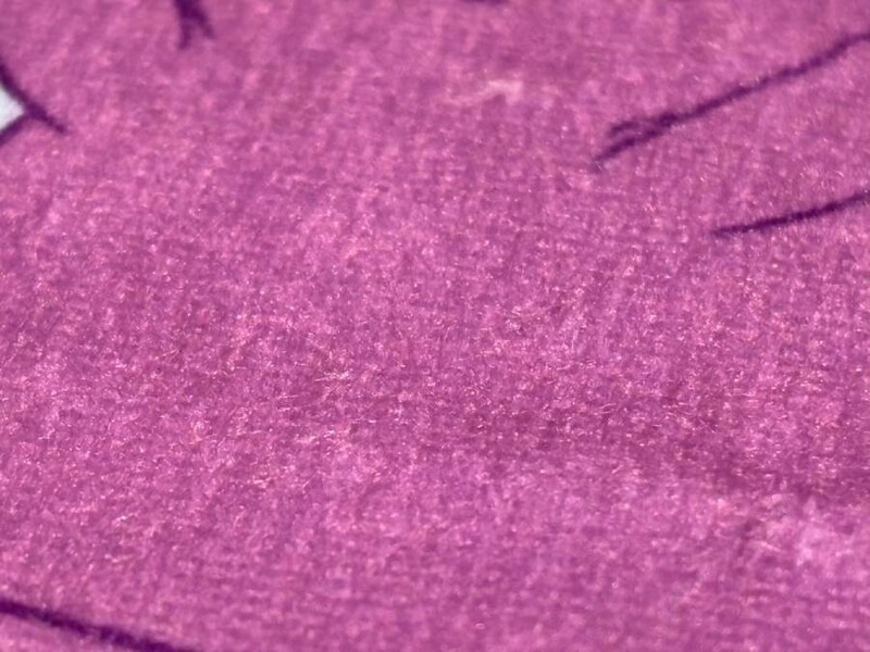 直径26cmほどで、素材はポリエステル100%