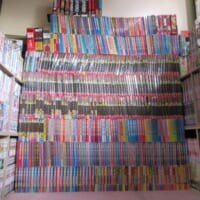 全巻でも足りない？　「ゴルゴ13」500冊超を所有するコレクター現る