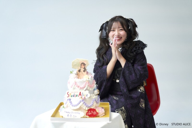 メイキングでは「素」の表情も