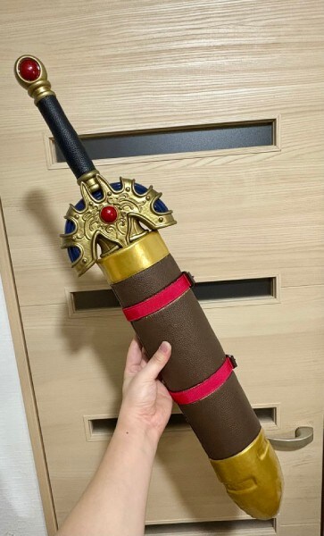 鞘やベルトも付属