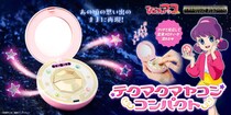 「テクマクマヤコン」と唱えた世代へ　「ひみつのアッコちゃん第2作」大人向け変身コンパクト登場