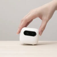 手のひらサイズの小型プロジェクター「CINEMAGE nano」登場