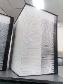 背厚30cm超・重さ約5kg　“鈍器”どころではない契約書製本の世界