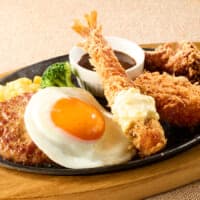 ココス春の新作「満腹！オールスタープレート」登場　大人のお子様ランチ級の豪華さ