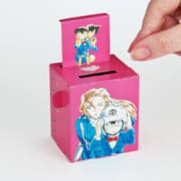 女性セブン付録に「名探偵コナン」の1万円貯金箱　“推しが飛び出す！”仕掛け付き