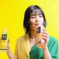 石井杏奈がキレキレ“ミラーダンス”　ミニッツメイド ゼロシュガー「ピーチレモネード」発売へ