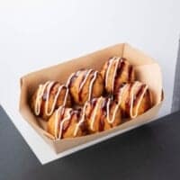 セブンのホットスナックに「揚げたこ焼き」が新登場　店内で揚げる“とろーり”食感