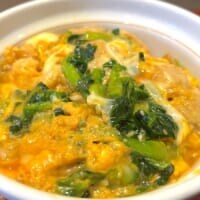 菜の花1.5倍で再登場！なか卯「菜の花の親子丼」は口に入れた瞬間“春爛漫”