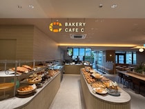 東京ソラマチに“パンを楽しむ新スポット”　サンマルク新業態「BAKERY CAFE C」東京初出店