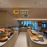 東京ソラマチに“パンを楽しむ新スポット”　サンマルク新業態「BAKERY CAFE C」東京初出店