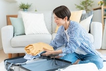 ビニール手袋、シャワーキャップで旅行のパッキング？ 意外な100円グッズ収納テク