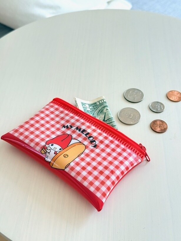 ミニポーチお財布代わりに ▶まだある100円グッズ!